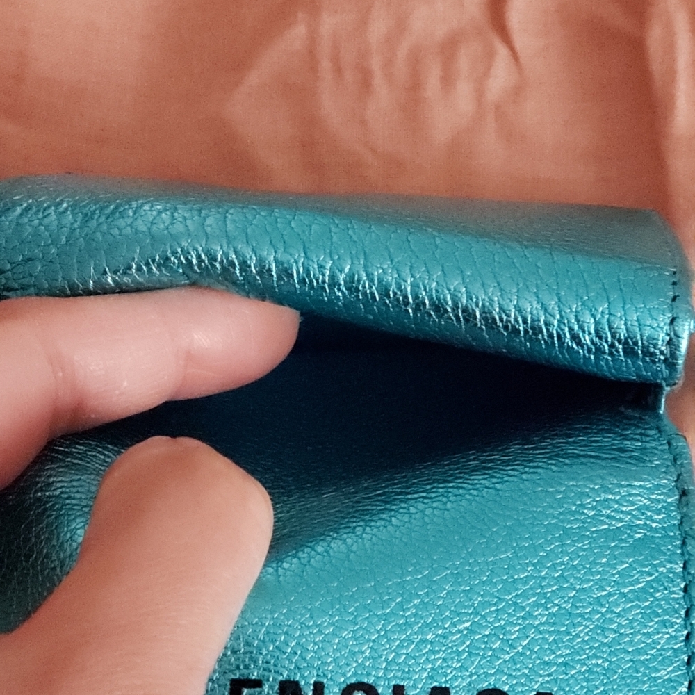 Compact Wallet - Picture 6 of 14